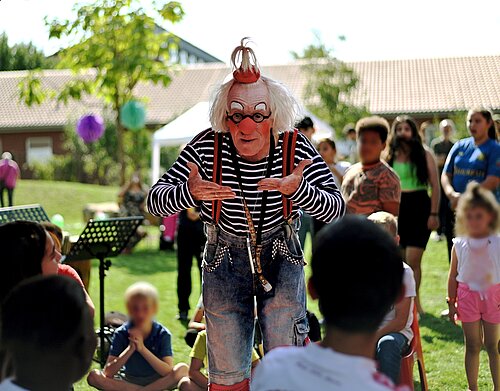 Clownswohnung im Wohnprojekt für Flüchtlinge