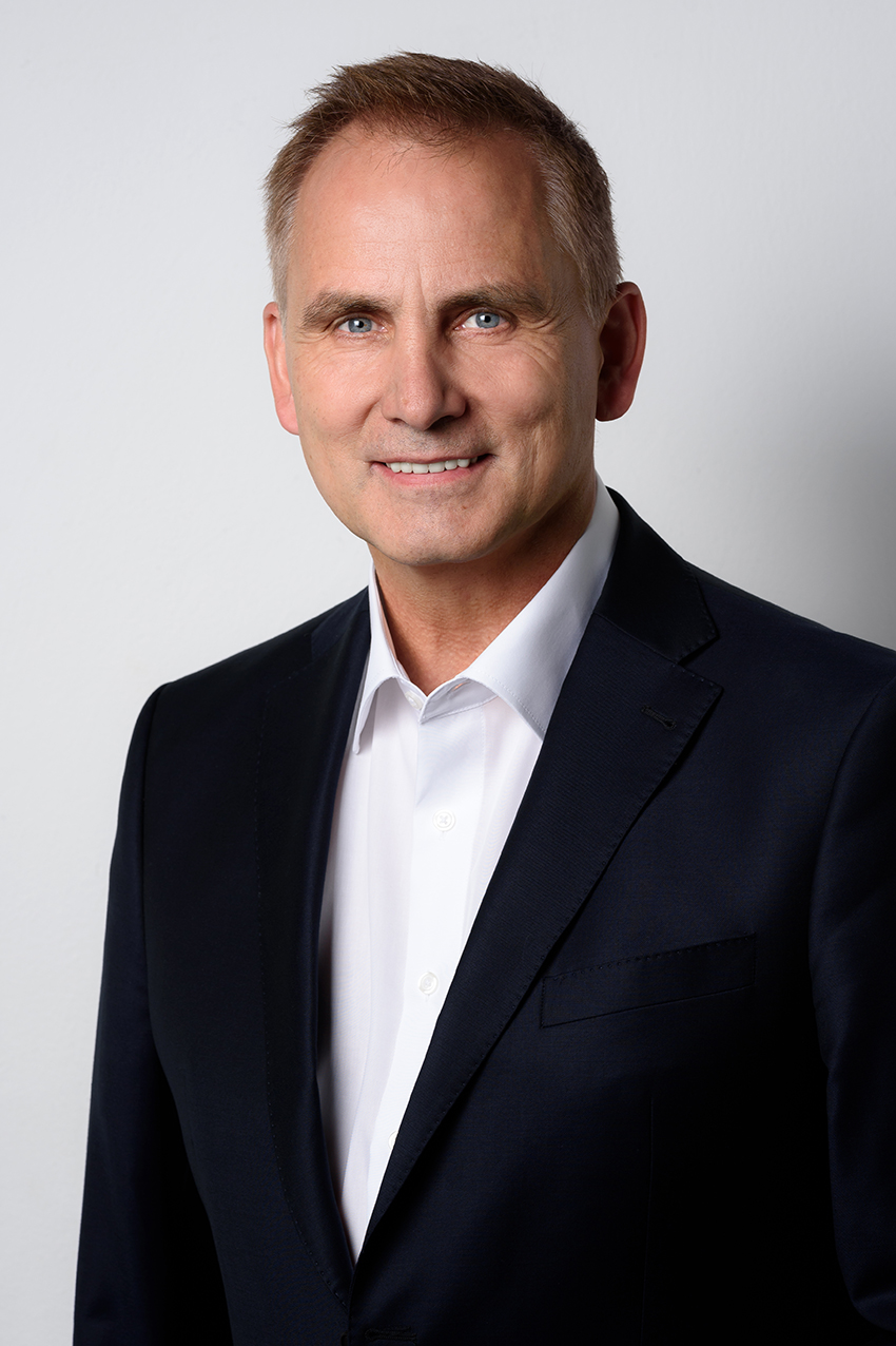 Kai-Uwe Henneberg